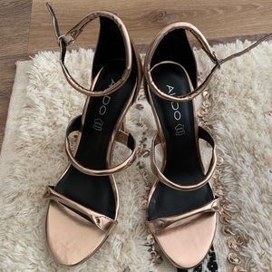 ALDO Beautiful rose gold strappy heeled sandals
